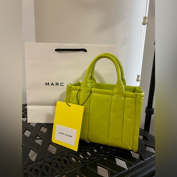 NWT Marc Jacobs Mini Tote Bag in Acid Lime Color - Picture 3 of 11